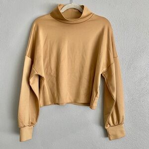 H&M Long Sleeve Women’s Size 8 Medium Turtleneck Oversized Thick Fabric Tan